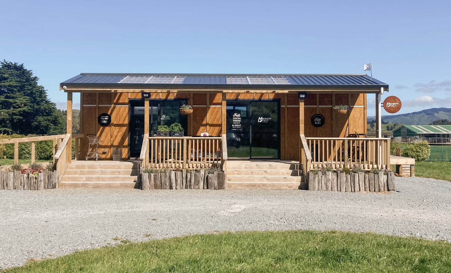 Farm Shop / Kete Kai Opening Hours